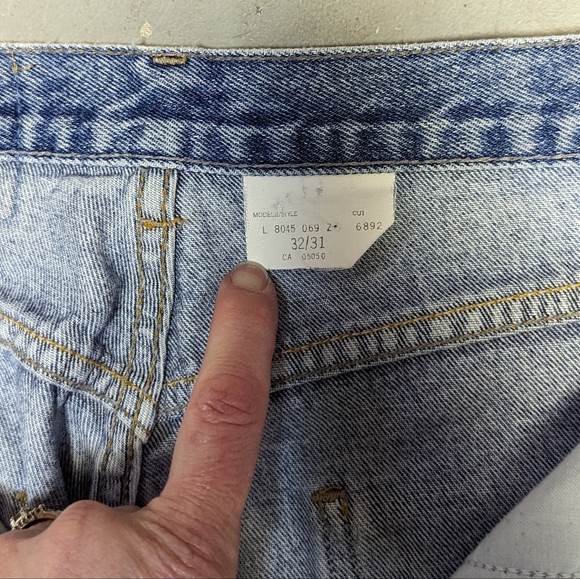 Ladies 90's High Waisted "Jacob" Classic Jeans. Size 30/31. - Picture 4 of 4